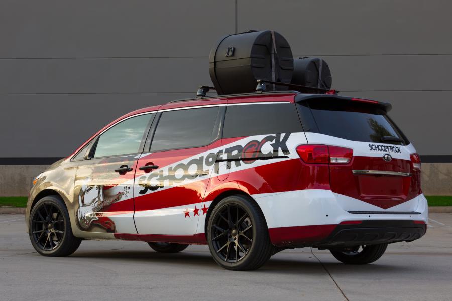  Kia Sedona School of Rock 2016 года  (фото 5 из 7)